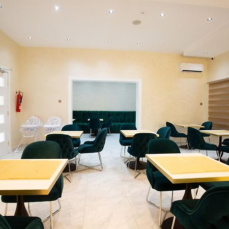 De Manchy Hotels & Suites イバダン エクステリア 写真