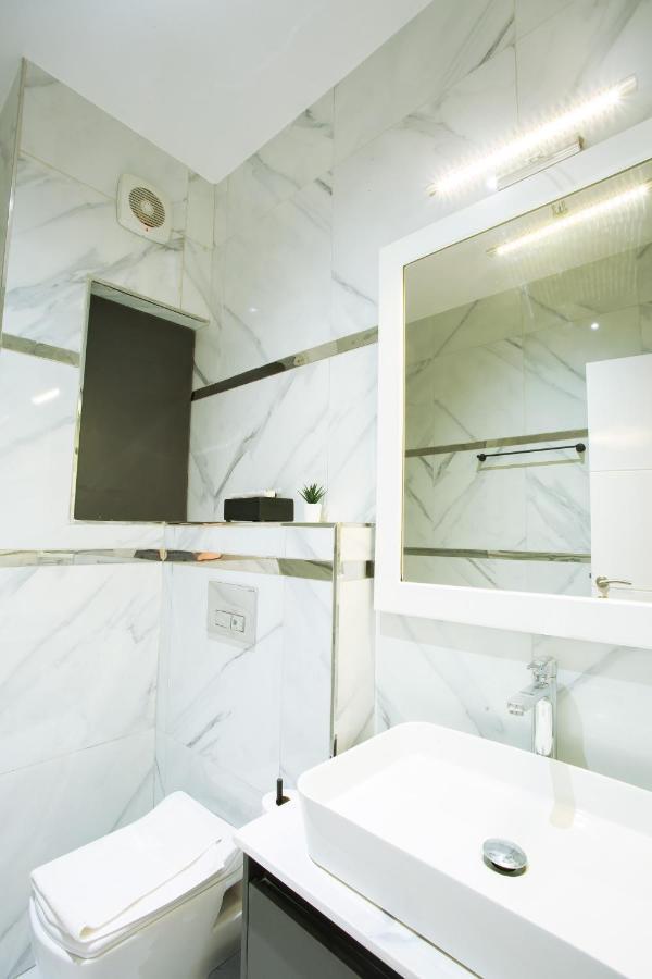 De Manchy Hotels & Suites イバダン エクステリア 写真