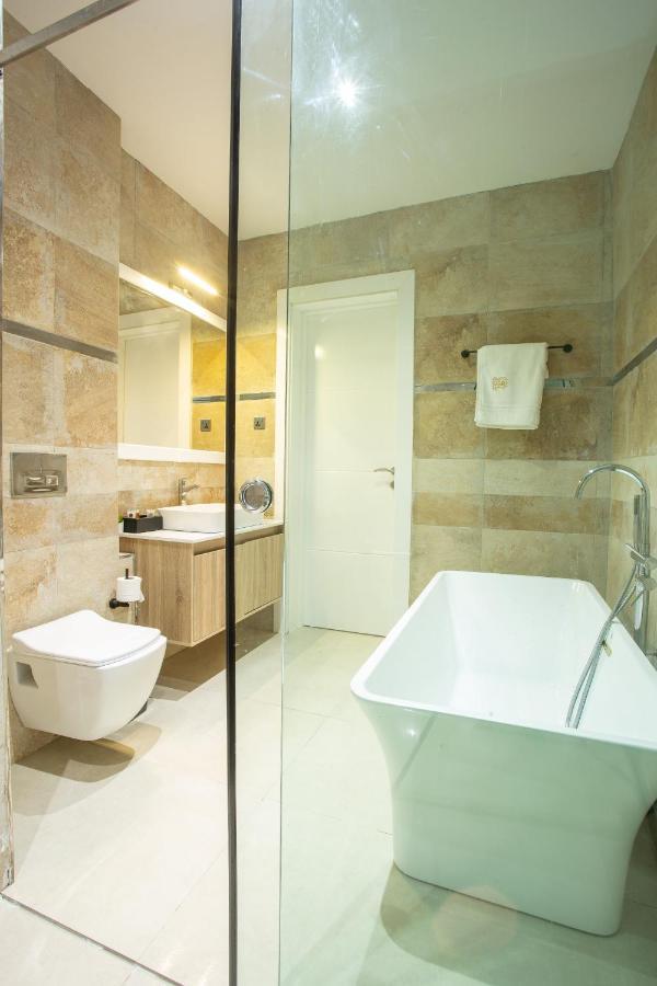 De Manchy Hotels & Suites イバダン エクステリア 写真
