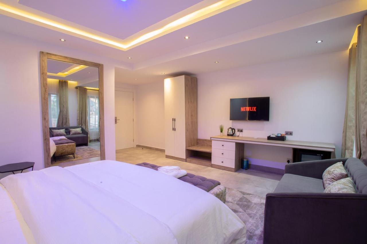 De Manchy Hotels & Suites イバダン エクステリア 写真